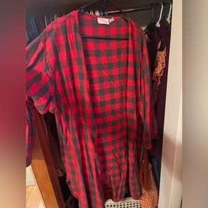 Long flannel cardigan/long sleeve shirt